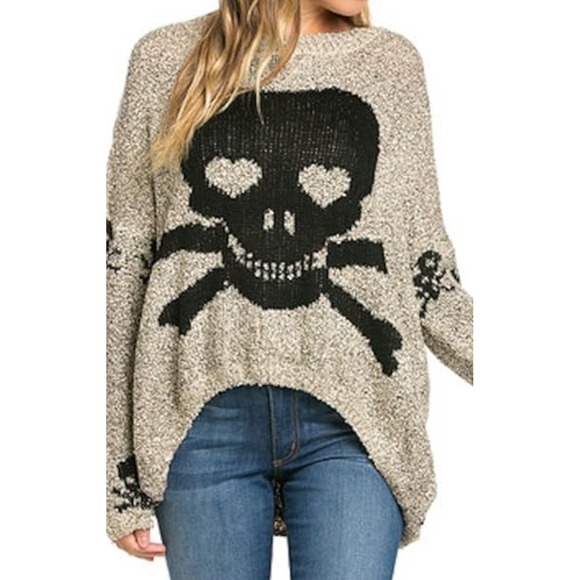 Miracle USA Womens Skull Slouchy Hi Lo Sweater Halloween  Beige Black M/L - Picture 1 of 12
